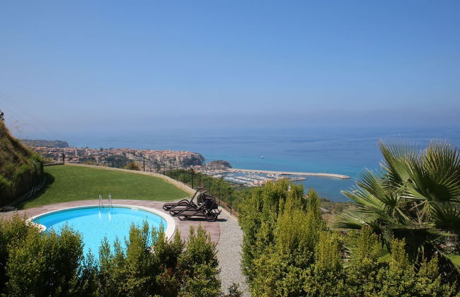 Family Sea-view Retreat in Parghelia - Foto 12