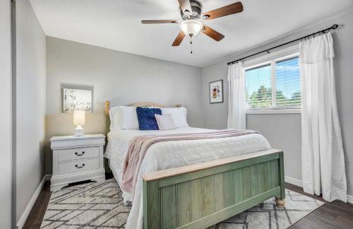 Family Friendly Getaway-4BR-Playset-Trampoline - Foto 4