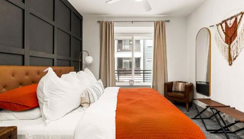 Fiesta San Antonio | On Riverwalk | Infinity Pool - Photo 4, Other