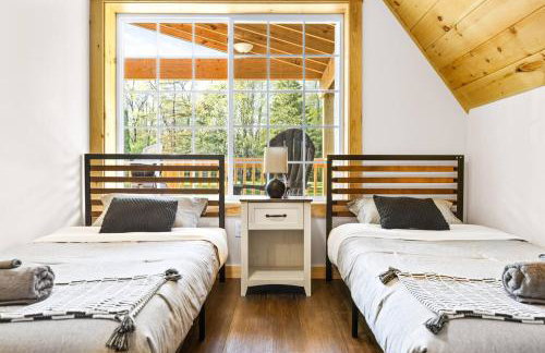 The A-mazing Creekside Escape - Foto 31