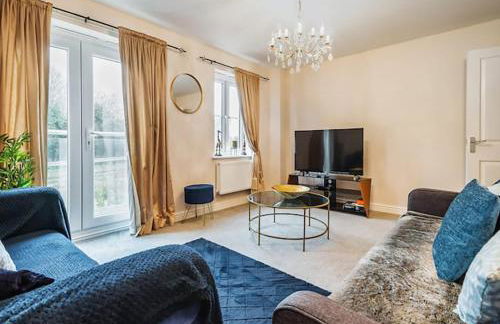 Letto Serviced Accommodation -Sleeps 7 - PE7 - FREE Parking - Foto 3