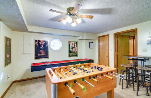 Burnside Resort Cabin with Hot Tub and Outdoor Spots! - Foto 24