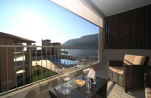 2 bedroom Lake Maggiore apartment with pool - Foto 4