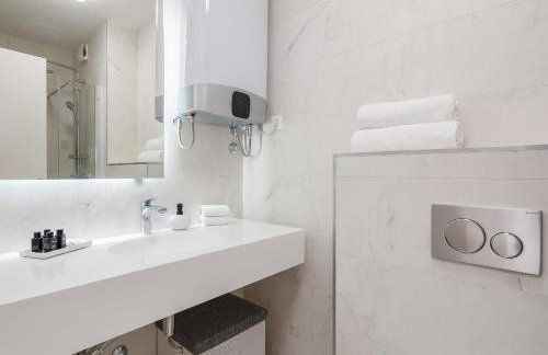 Paoma Lux Beach Suites - Photo 53