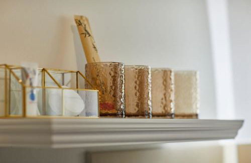 R B Apartment Hamburg Comfort am Flughafen für 1-5 Personen - ideal für Geschäftsreisende und Familien - Küche - Smart TV - Waschtrockner - kostenloser Parkplatz - Foto 33