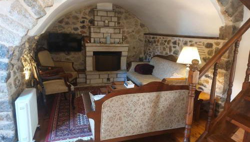 Andromahi Stone House - Photo 4