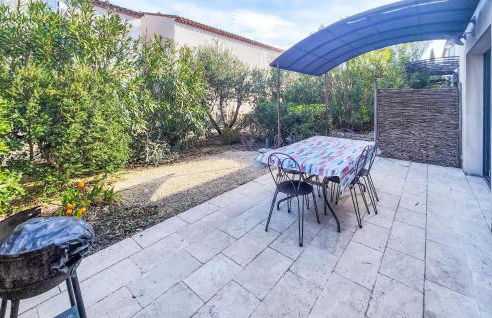 2 Bedroom Lovely Home In Saint-Laurent-De-La-Ca - Foto 9