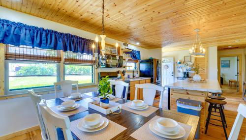 Near Table Rock Lake Family Home with Deck and Views - Foto 5