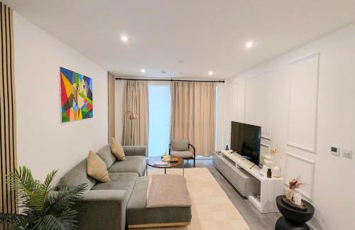 Modern 2 Bed - 2 Bath Flat near Central London with Parking Space - Foto 3