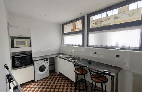 T3 au 1er étage sans ascenseur - Foto 6