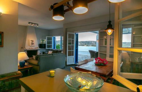 RETREAT VILLA BY THE SEA WITH POOL IN PORTO HELI - Foto 35