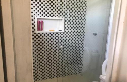 Linda casa com piscina - Foto 12