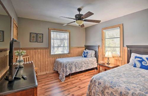 St Johns River Canal Home with Grill! - Foto 24