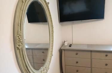 3 Bed Countryside Cottage in Harrogate with free parking and strong wifi - Photo 24