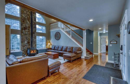 Lodge Style Living Spacious 5BR Reunion Getaway - Foto 3