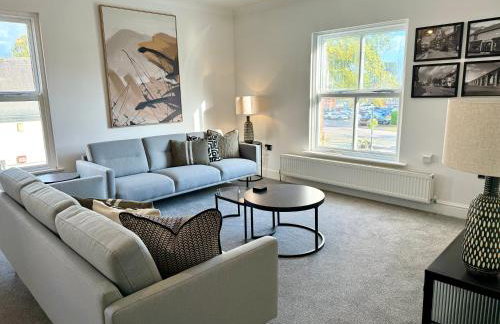 3 bed flat in Holmes Chapel Harry Styles village - Foto 1