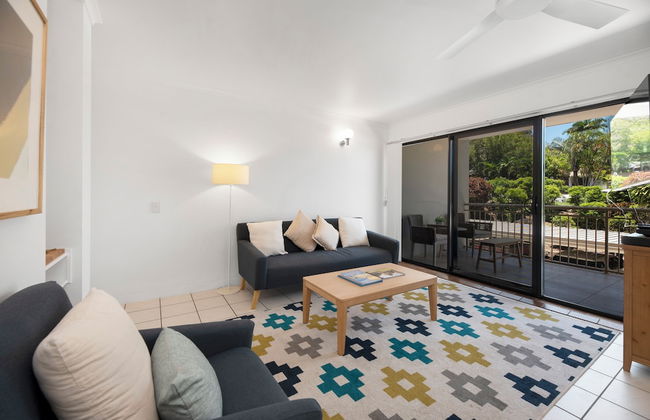 Joanne Apartments - Photo 68