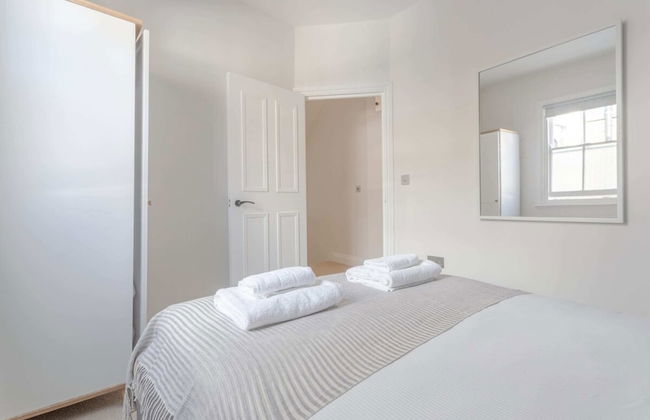 Stunning 3 Bedroom 2 Bath in Fantastic Location - Foto 3