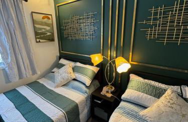 Bool Bear Lodge a pet friendly Pocono Vacation Home with Fireplace, BBQ and more - Foto 22