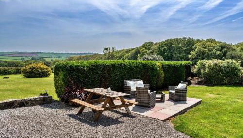 Finest Retreats - Cutkieve Farm Cottage - Foto 2, Garden, Garden view