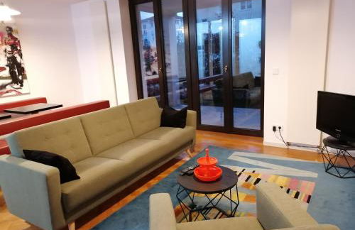 exklusive Wohnung in Architekten Villa, nähe Theater - Foto 2