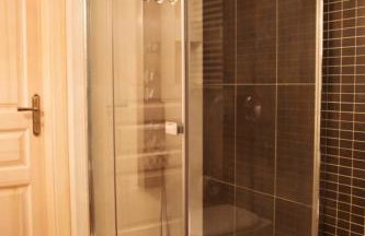 75m2 Apartament Kopernik z widokiem na Jasną Górę - Photo 9