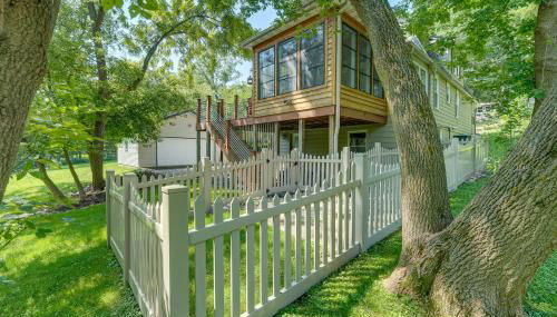 Lake Geneva Family Gem with Fenced Dog Run! - Foto 2