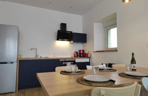 Cœur de ville, spacieux appartement rez de jardin - Photo 4