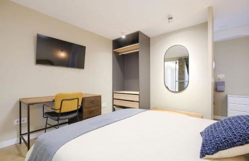 Beautiful apartment in the center surrounded by parks - Photo 6