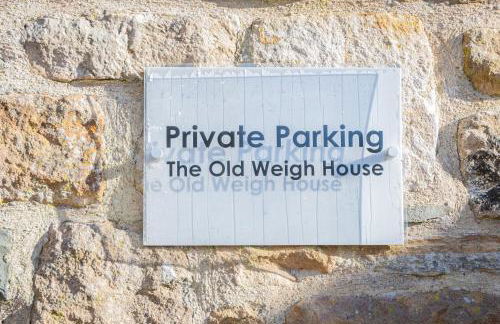 The Old Weigh House - Photo 20