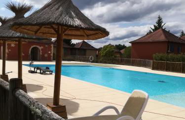 "Chezvero46" résidence 3 étoiles avec piscine, wifi et vélos - Foto 13