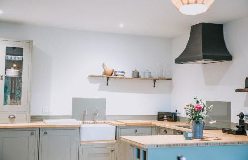 3 Bed - Sleeps 6 - Pool - Parking - Pet Friendly - Foto 11