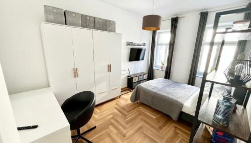 FirstClass 2-Room-Apartment - Foto 3, wardrobe