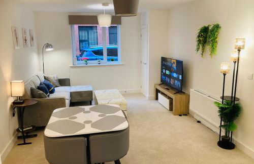 2 Bedroom Luxury Apartment! City Center with Free Parking! - Foto 5