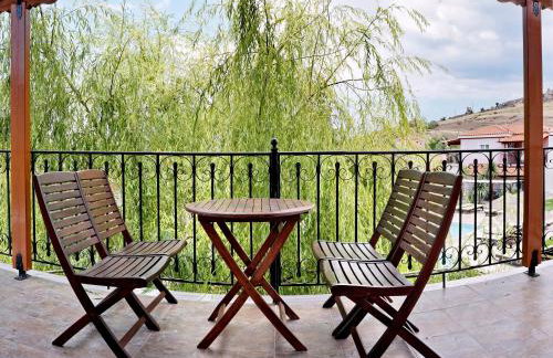 YAKINTHOS GARDEN - Foto 27