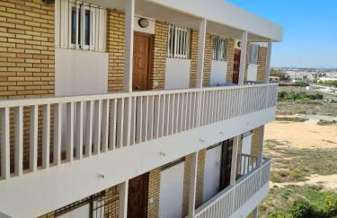 Luxurious 1st Line Top-floor Apartment With Direct Sea Access - Photo 22