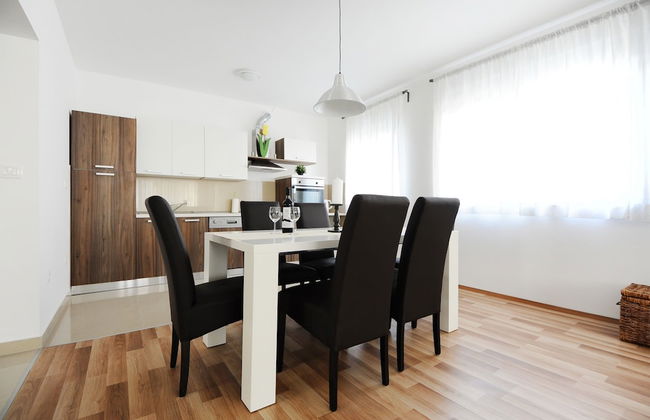 Apartments Hills - Photo 39