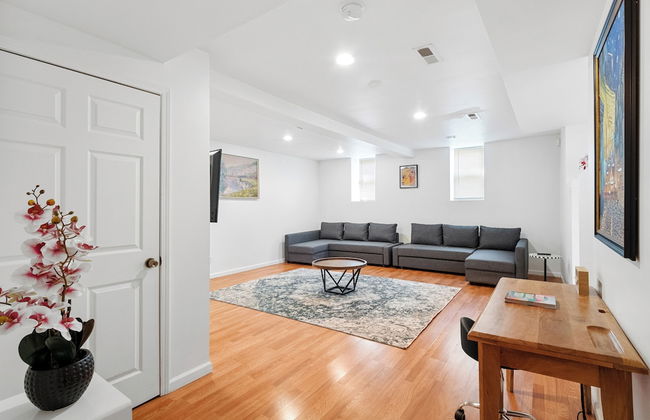 A Cottage in Downtown STL. Sleeps 10 - Photo 8