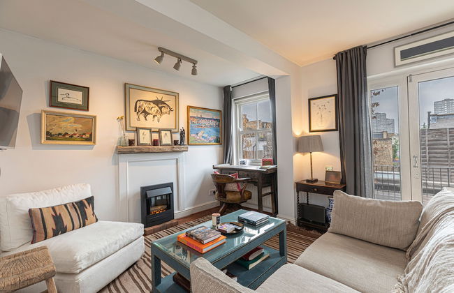 JOIVY Stylish 2-bed Flat w/ Terrace Near Battersea Park - Foto 15