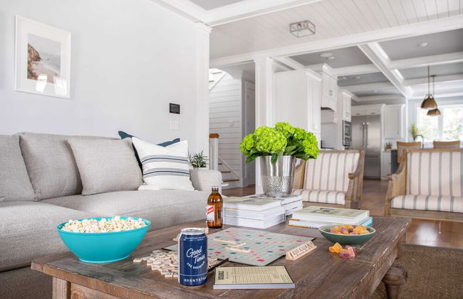 1blck to Beach, Pool, Firepit, Outdoor Kitchen, Game Room Pelican by Avantstay - Foto 8