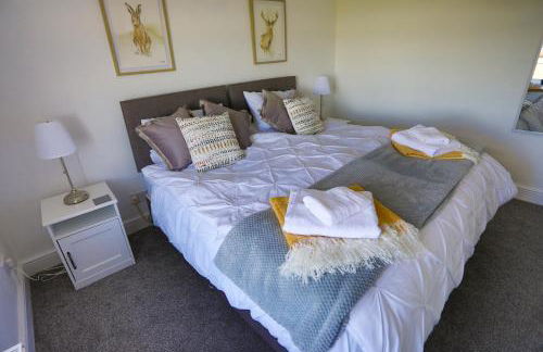 Coastal Cottage, Private Hot Tub & Sauna Sleeps 2-8 with Views - Foto 10