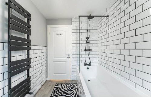 Clock Tower Cottage by Ashgrove Leisure - Foto 19