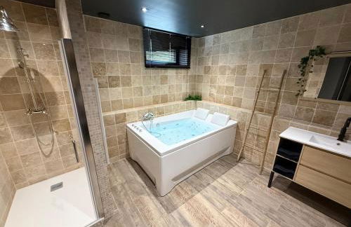 LUXURY VENDÔME - Loft - suite de luxe - Jacuzzi - Appartement entier - Foto 21