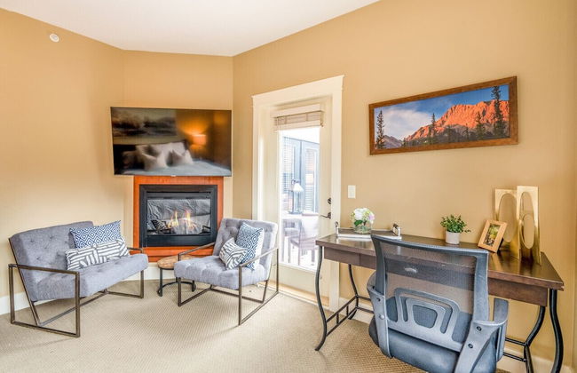 Luxury 3-Br Penthouse | INDOOR Pool & Hot Tub | Pool Table | 2 Decks + Mtn Views - Photo 31