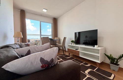 Apartamento com varanda 9 min da praia na Cohama - Foto 1