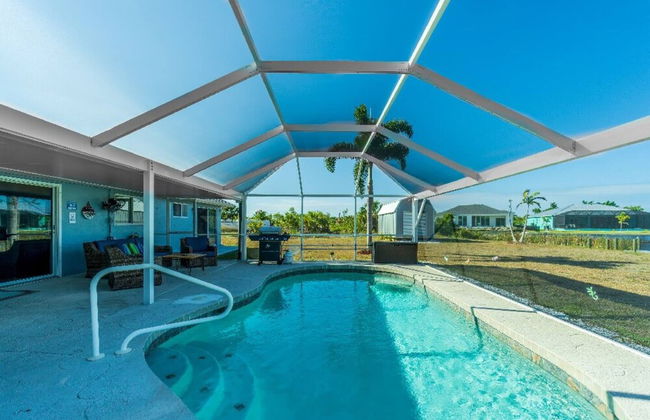 Canal Dreams 3 BR 2 BA Pool Home on the Canal - Photo 18