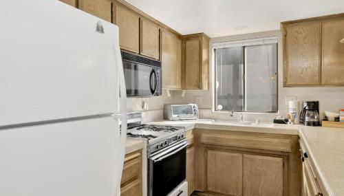 Summit Ski Resort Mountain View Condo - Walk to Snow Summit - Foto 2