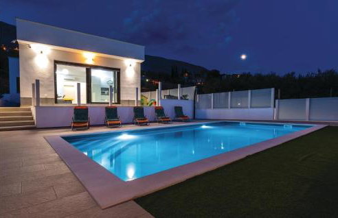 Lovely Home In Srinjine - Photo 8