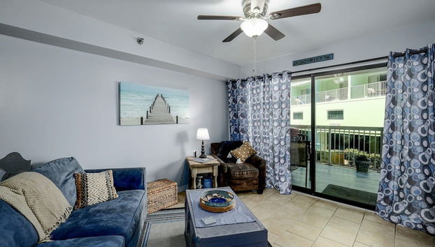 Harbour Place 102- Gulf-front Pool hot tub - Foto 5, Habitación