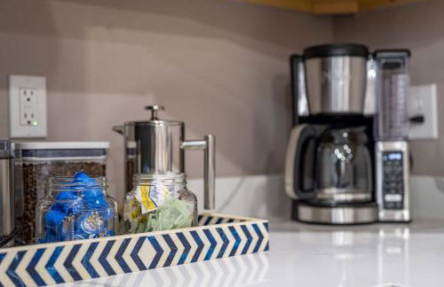 Mins to Downtown 2 King Beds Free Parking Family Friendly - Foto 14